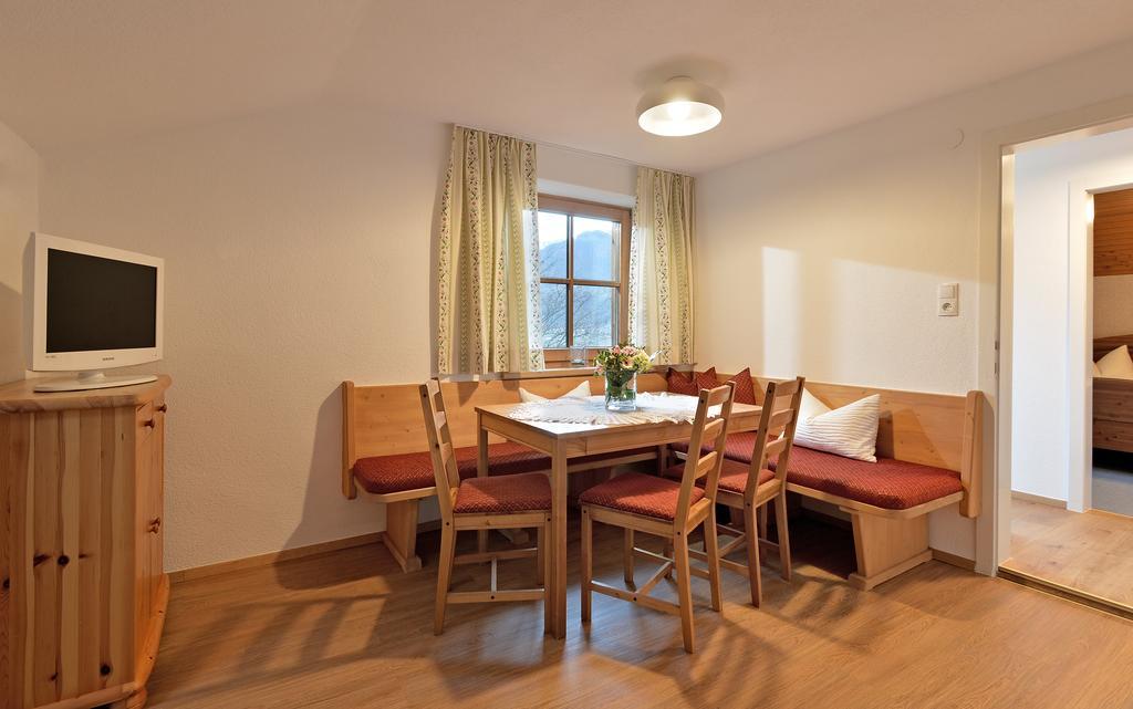 Haus Sonnenschein Lejlighed Hart im Zillertal Værelse billede