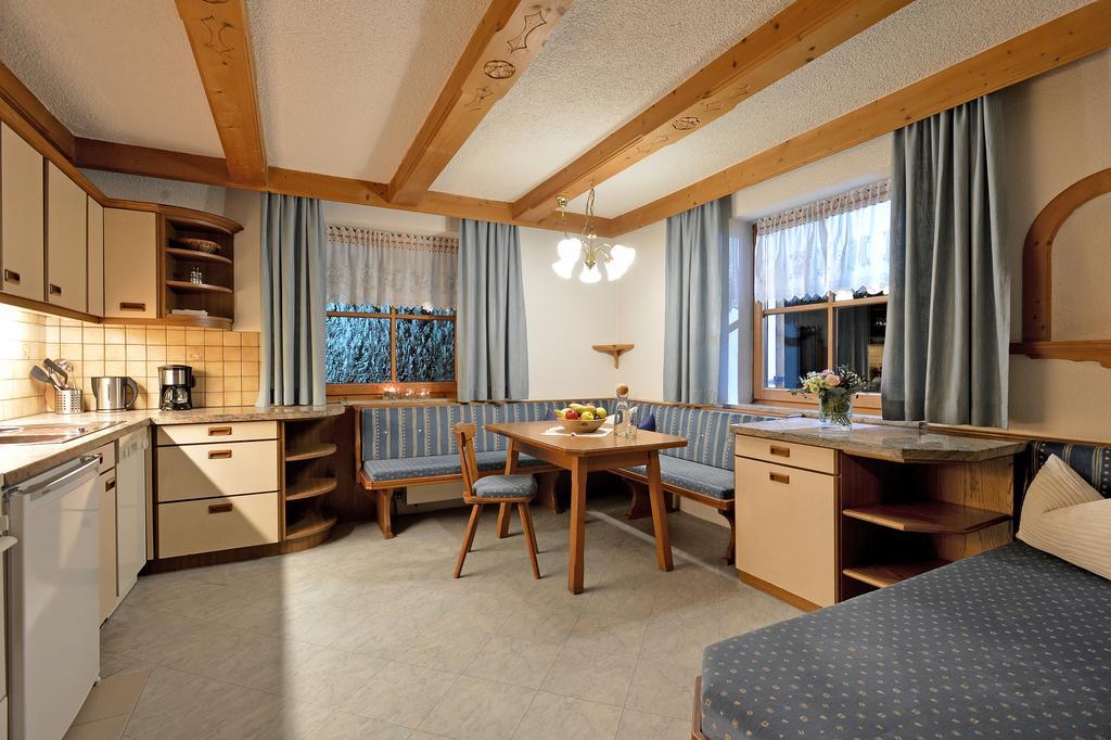 Haus Sonnenschein Lejlighed Hart im Zillertal Værelse billede
